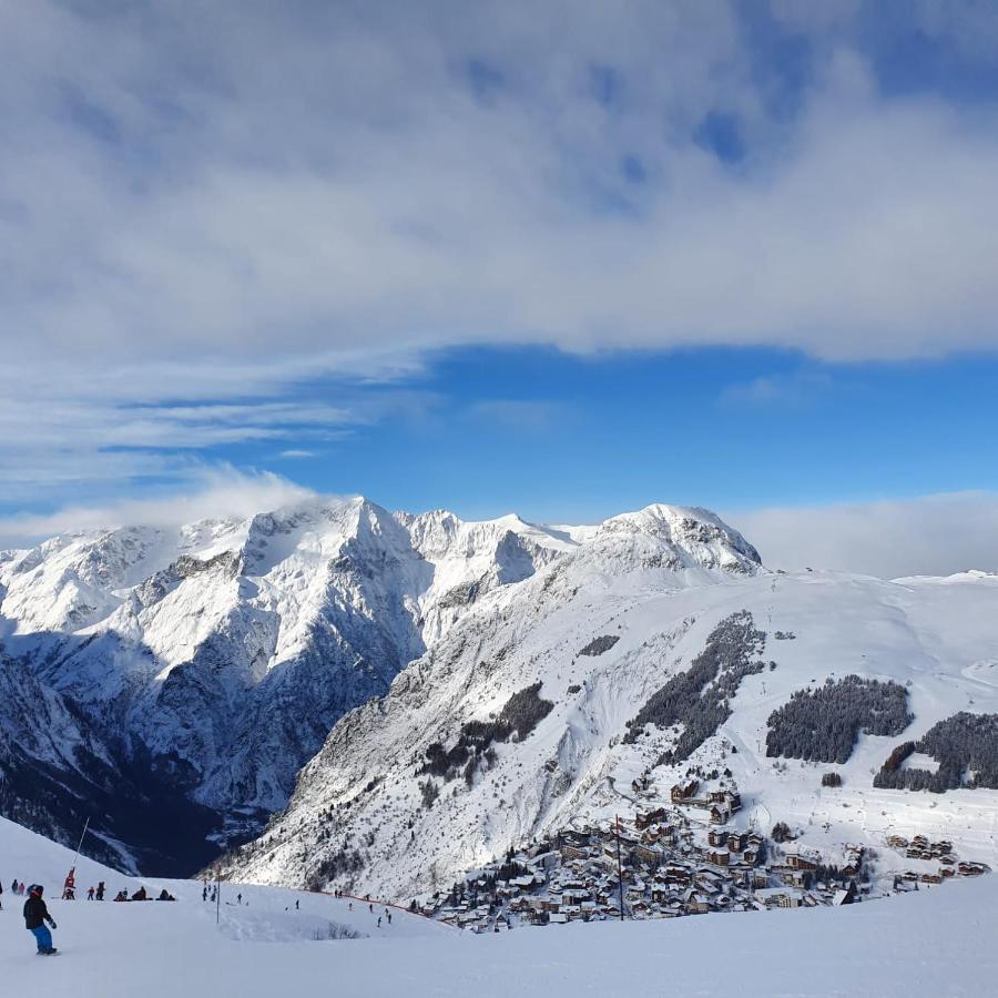 Appartement Cosy 4 Personnes - Charme Et Confort Au Pied Des Pistes レ・デュー・アルプ エクステリア 写真